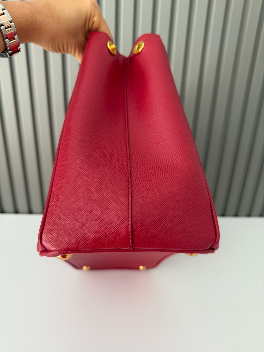 Red Prada Galleria Saffiano Large Leather Bag - Picture 4 of 9